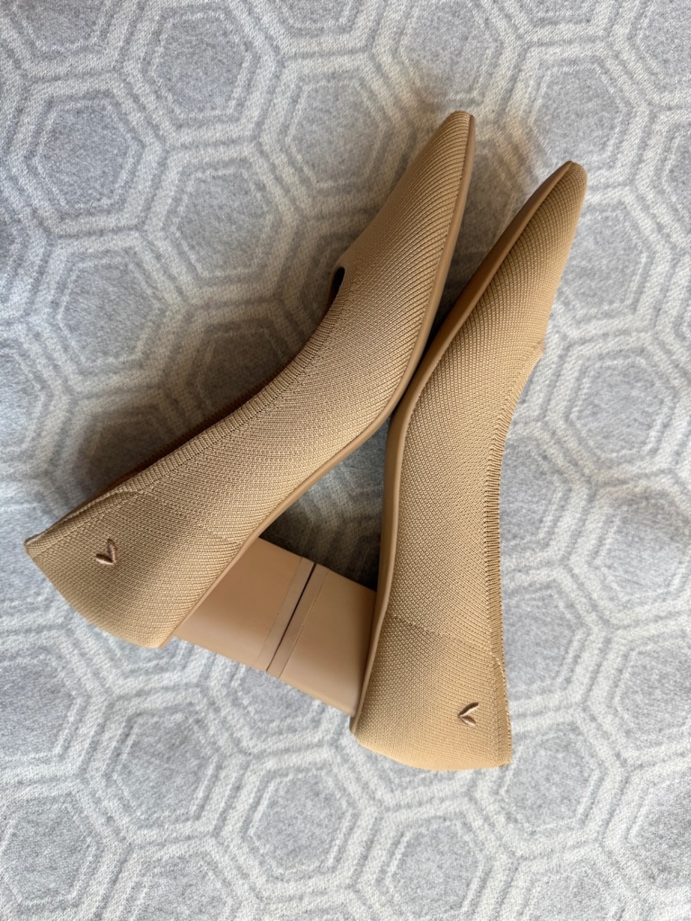 VIVAIA Chunky Heels Tracy Pro Pointed Tan
Women's EU 39.5 US 8.5 New - Picture 6 of 13